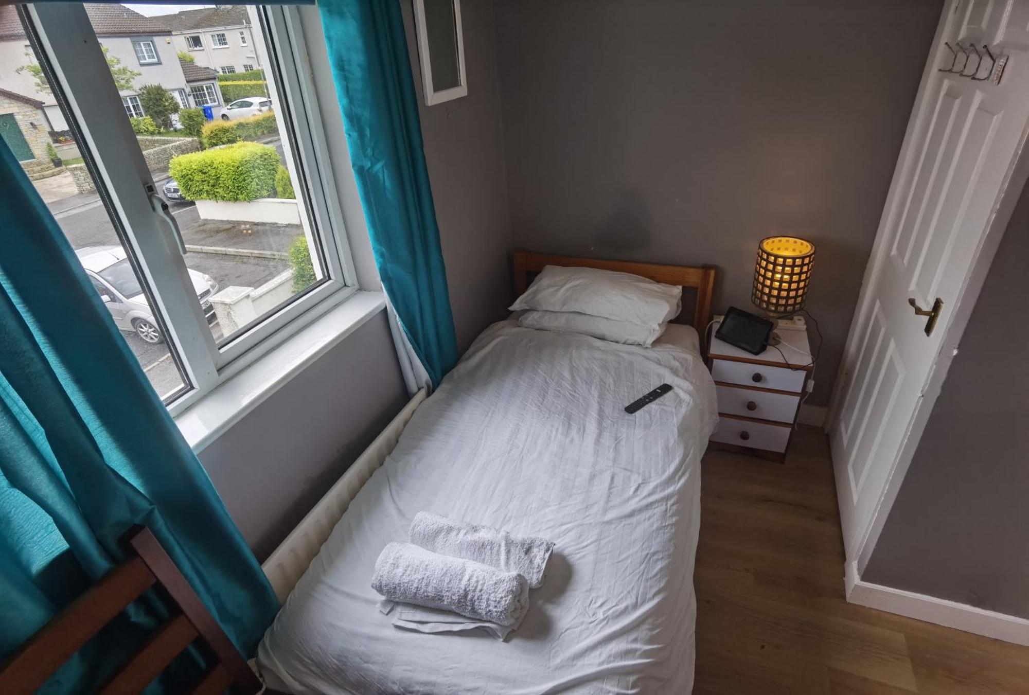 Travelmore Letterkenny Camera foto